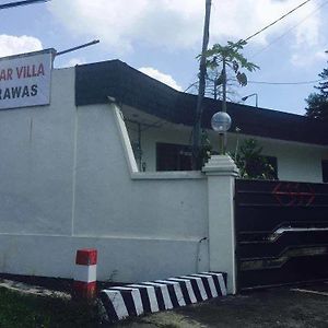 Sinar Express Villa Trawas Exterior photo