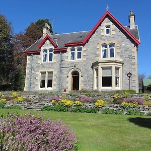 Rossmor Bed & Breakfast Hotel Grantown-on-Spey Exterior photo