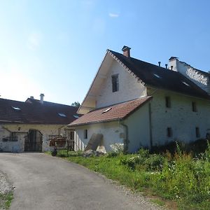 L'Hermitage Lejlighed Yenne Exterior photo