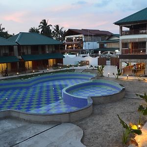 Holiday Inn Beach Resort Neill Island Exterior photo