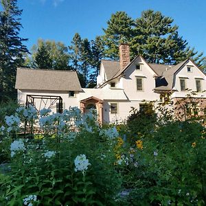 Pinehurst Inn Bed & Breakfast Bayfield Exterior photo