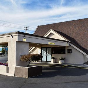 Mho Hotel Bordentown Exterior photo