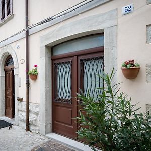 Borgo San Pietro Bed and Breakfast Agnone Exterior photo