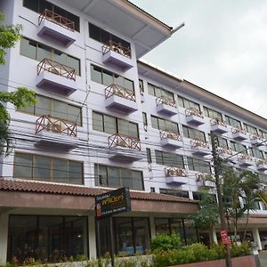 Premier Hotel Nakhon Si Thammarat Exterior photo