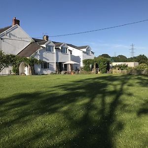 Brynawel Farm B&B Pontlliw Exterior photo