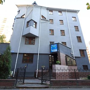 Zhayvir Hotel Kiev Exterior photo