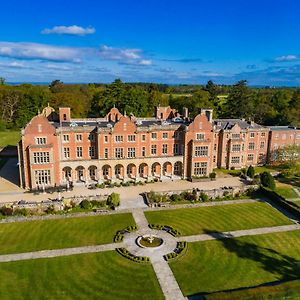 Easthampstead Park - Re opened Nov2020 after full redesign&refurbishment Hotel Bracknell Exterior photo