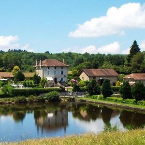 La Vieille Maison D'Aurin Bed and Breakfast Bussiere-Galant Exterior photo