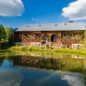 Міжгорянка Hotel Verkhnyaya Stynava Exterior photo