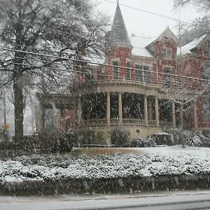 Burke Mansion Bed and Breakfast Macon Exterior photo