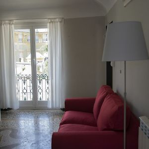 Sky On The Roofs - Il Cielo Sui Tetti Hotel Genova Exterior photo