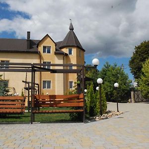 Sadyba Darka Hotel Ternopil Exterior photo