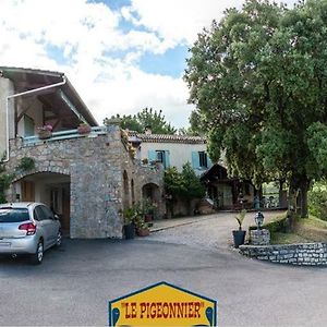 "Le Pigeonnier" Chambre D'Hote Bed and Breakfast Piégros-la-Clastre Exterior photo