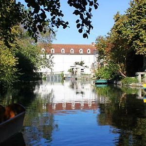 Le Moulin De Bassac Bed and Breakfast Exterior photo