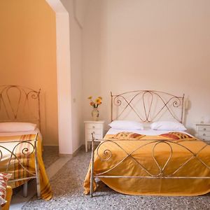 Salentomigliore Casa Vacanze Bed and Breakfast San Pancrazio Salentino Exterior photo