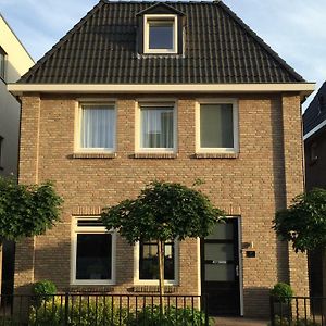 Torenland bed&breakfast Bed and Breakfast Enschede Exterior photo