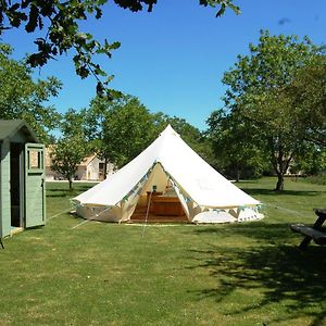 Camping La Foret De Tesse Hotel Exterior photo