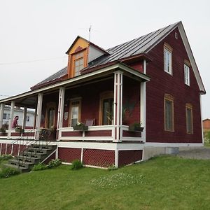 La Vieille Maison Rouge Villa Saint-Tite Exterior photo