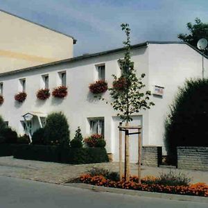 Pension Heike Hotel Schönebeck Exterior photo