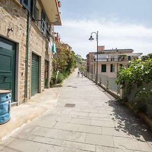 The 5 Terre Hotel Riomaggiore Exterior photo