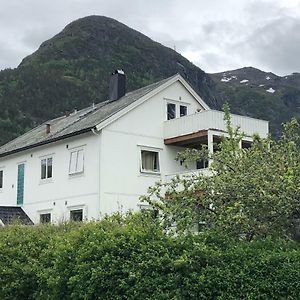 Andalsnes Gustehouse Lejlighed Exterior photo