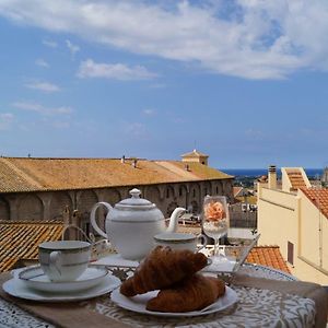 Le Torri Di Tarquinia Bed and Breakfast Exterior photo