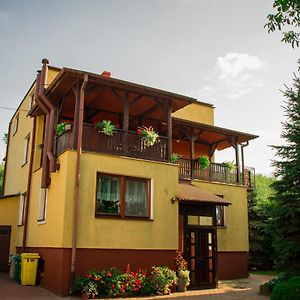 Dom Pod Orzechami Lejlighed Nałęczów Exterior photo