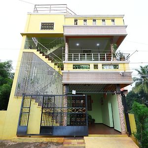 Oyo 10095 Home Cozy 3Bhk Aurovile Bus Stand Puducherry Exterior photo