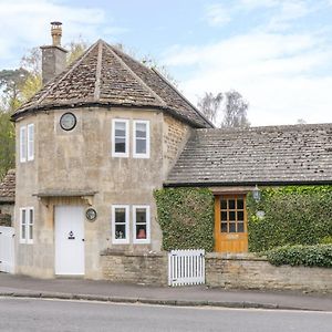 Pike Cottage Acton Turville Exterior photo