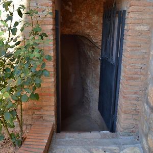 Cueva De La Cereria Pensionat Hita Exterior photo