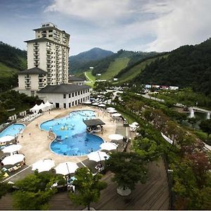 Elysian Gangchon Resort Chuncheon Exterior photo