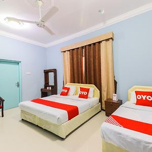 Super Oyo 110 Ras Al Hadd Guest House Exterior photo