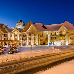 Le St-Martin Bromont Hotel&Suites Exterior photo