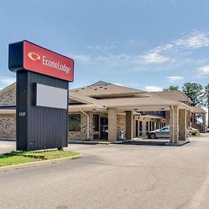 Econolodge Suffolk Exterior photo