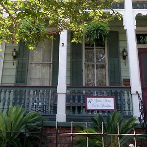 Garden District Bed And Breakfast New Orleans Exterior photo