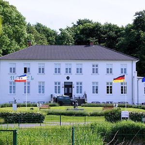 Ostsee-Gutshaus Am Salzhaff Pepelow Naehe Rerik- Am Meer Residieren! Lejlighed Klein Stromkendorf Exterior photo